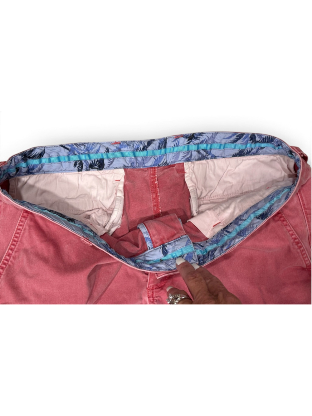 Tommy Bahama Men’s Shorts Size 34 Coral Red Washed Chino Casual Flat Front - Picture 3 of 5